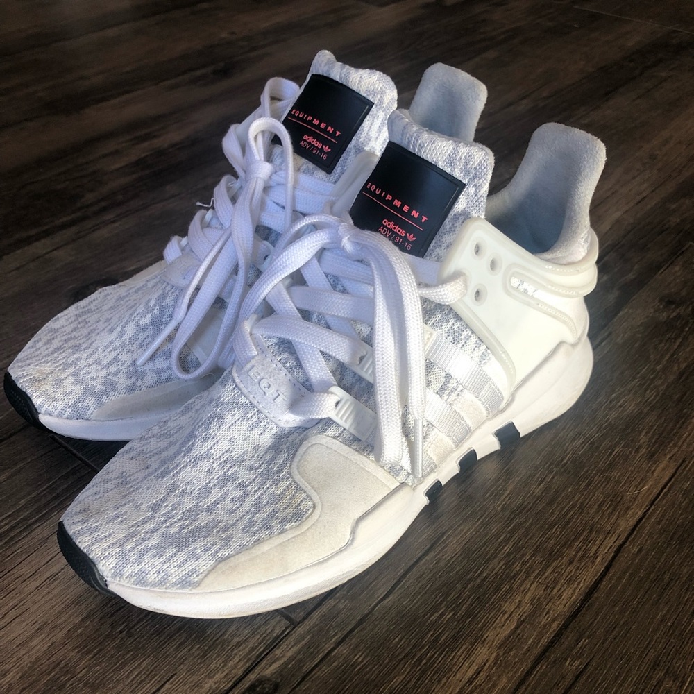 Adidas Tennis Shoes (M6.5, W8)